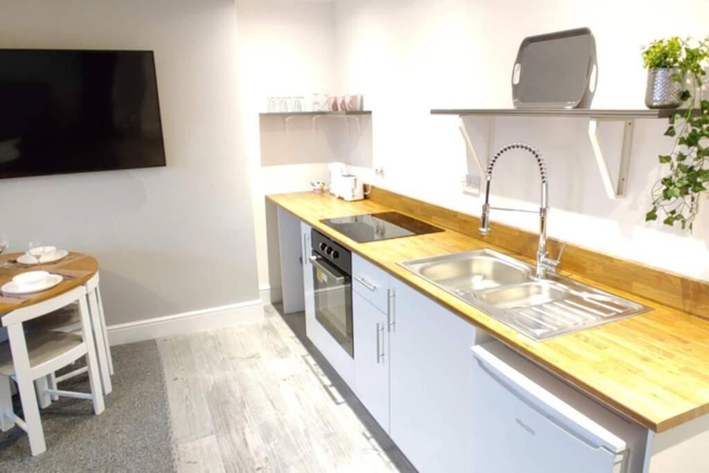 Brand New Designer Apartments In Liverpool - Newsham Park L6 ภายนอก รูปภาพ